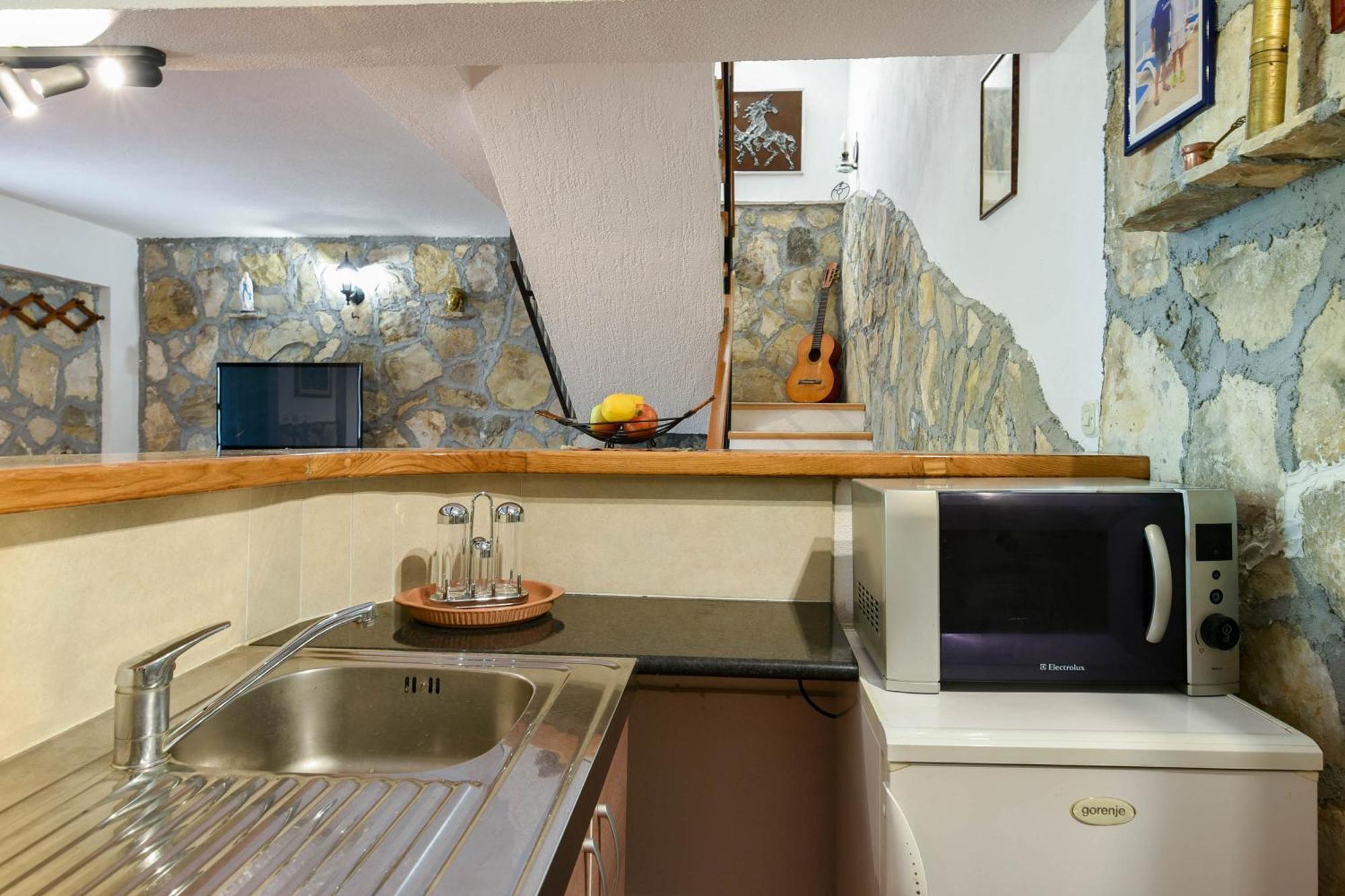 פודסטראנה Villa Danica On The Hills, Seaview מראה חיצוני תמונה