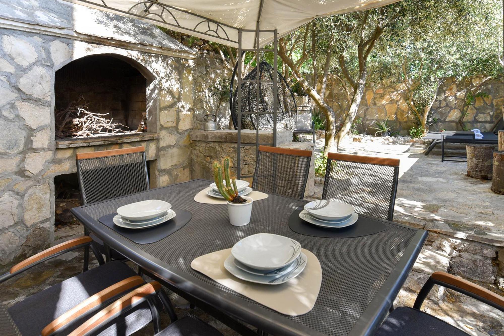 פודסטראנה Villa Danica On The Hills, Seaview מראה חיצוני תמונה